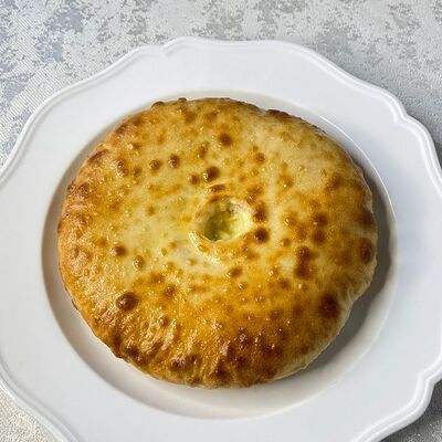 Осетинский пирог Мини с картошкой и сыром (17 см) в Настроение вкуса по цене 455 ₽
