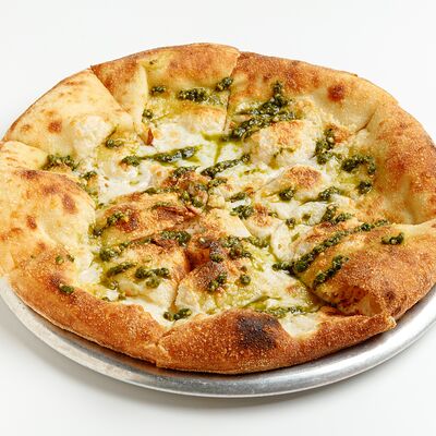 Фокачча с соусом Песто в Эй, Джованни! по цене 285 ₽