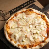 Пицца Дорблю с грушей в Pizza Da Mamma