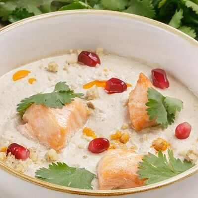 Сациви с лососем в Добрый Грузин по цене 590 ₽