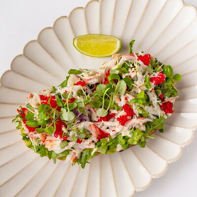 Брускетта с камчатским крабом и гуакамоле в Leto по цене 2180 ₽