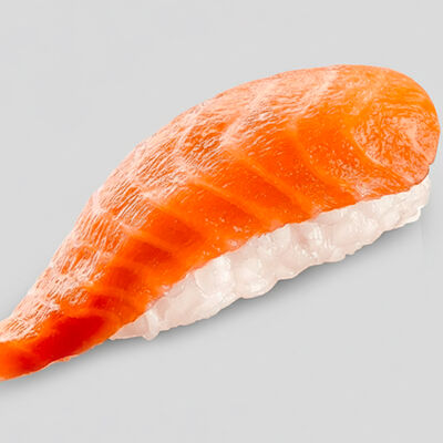 Суши с копченым лососем в Good Food по цене 169 ₽