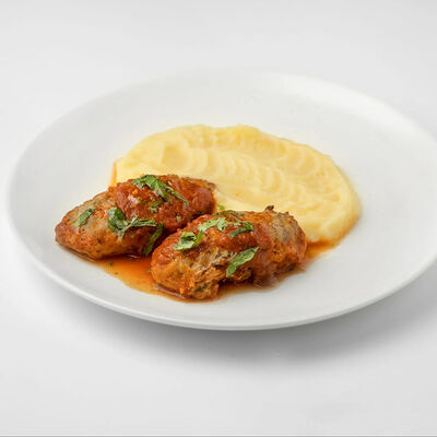 Люля-кебаб из цыпленка с картофельным пюре в Dobro кофе по цене 560 ₽