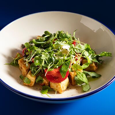 Хрустящий баклажан, томат и страчателла в Mates Pizza по цене 1200 ₽