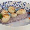 Морской гребешок со сливочным пюре из красной капусты в Adriana по цене 1600