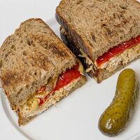 Сэндвич со рваной индейкой в New culture coffee