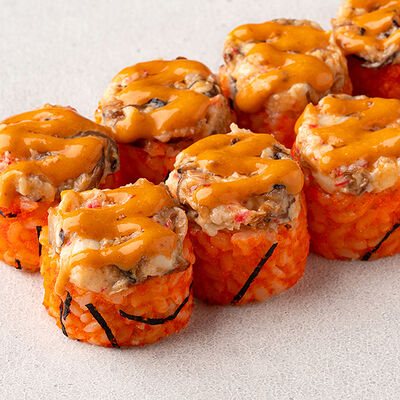 Запеченный ролл Шиитаке Краб с азиатским соусом в Сакура по цене 469 ₽