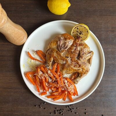 Цыплёнок алла Дьявола с бататом фри в PizzAmore по цене 1550 ₽