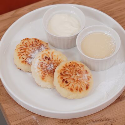 Сырники в Хан Кафе по цене 360 ₽