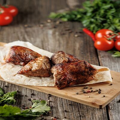 Шашлык из cвинoй шеи в Шашлычная Сытый Лис по цене 390 ₽