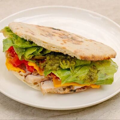 Сэндвич с индейкой в Сэт по цене 460 ₽