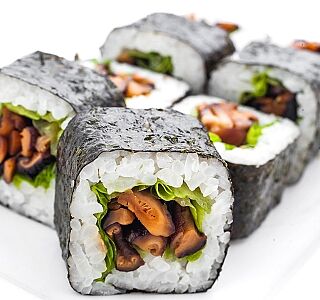 Шиитаки маки в PARTY PIZZA+ по цене 190 ₽