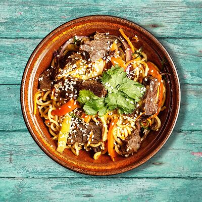 Удон с острой говядиной в Mommi sushi по цене 470 ₽