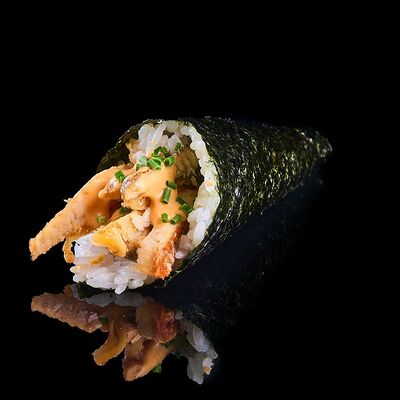 Хенд ролл с Угрём в Nishiki по цене 600 ₽