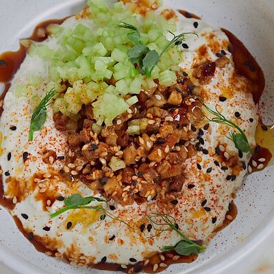 Тартар из угря в Икра по цене 710 ₽