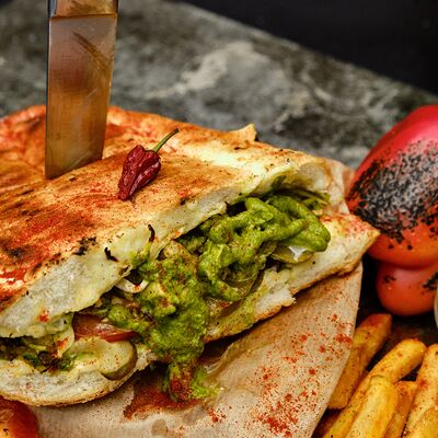 Дюнер сырный со свиным шашлыком в Duner на углях по цене 660 ₽