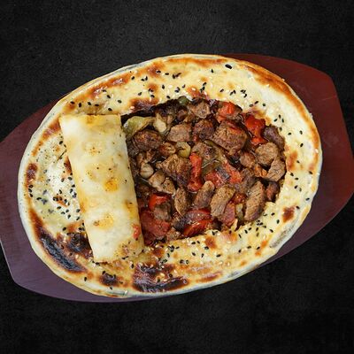 Гувеч с бараниной в Sultan Kebab по цене 1400 ₽