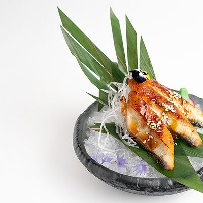 Сашими Угорь в Under the sea по цене 890 ₽