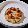 Салат с обожженным лососем в Grand Fish Veranda по цене 710