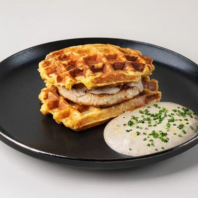 Котлета из индейки с картофельной вафлей в Italiani по цене 1190 ₽