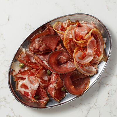 Мясные деликатесы из нашего шкафа для вызревания мяса в Волгоречье по цене 660 ₽