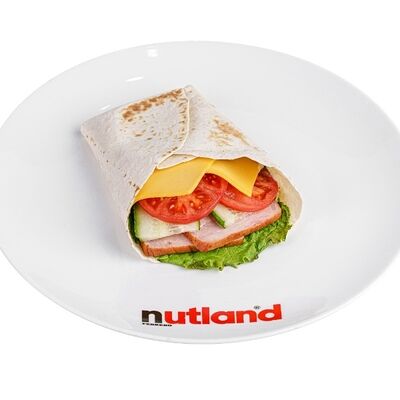 Куриный роллер с сыром и зеленью в Nutland по цене 359 ₽