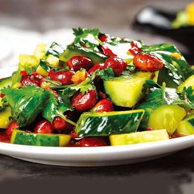 А3 Битые огурцы с чесноком 拍黄瓜 в Charlie tea по цене 540 ₽