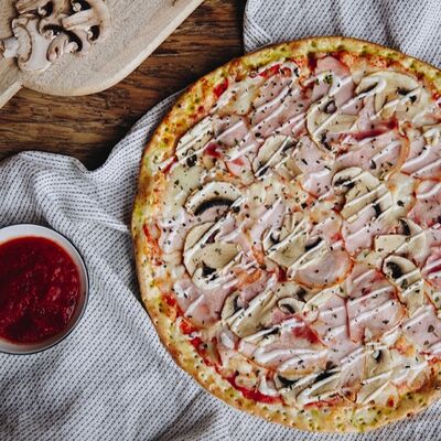 Пицца Бекон и грибы в Pizzburg по цене 16 р.