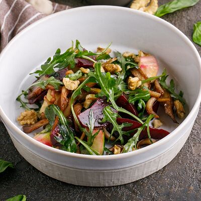 Салат с вешенками и свеклой в ЛарисуВаннуХочу по цене 460