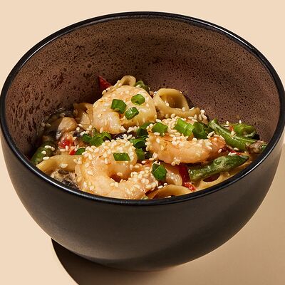Wok-лапша с Креветками и овощамив Banbu Sushi & Bubble Tea по цене 1099 ₽