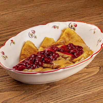 Блинчики с вишней и каймакомв Казак по цене 430 ₽