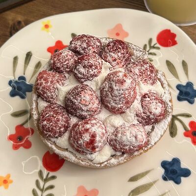 Тарталетка ягодная в Кофейня Бодрячино по цене 349 ₽