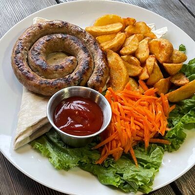 Баварская Свиная колбаска в Пельмэн по цене 505 ₽