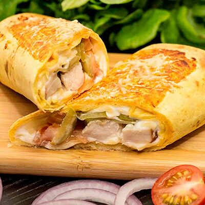 Буррито сливочный с курицей в Суши Точка по цене 229