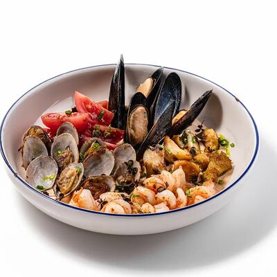 Соте из морепродуктов в Моллюска Море по цене 610 ₽