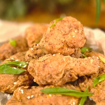 Крылышки куриные в ЛЕЛЬКОВ & Kitchen по цене 420 ₽