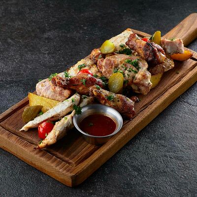 Гурман из куриного бедра в Sofa&par по цене 990 ₽