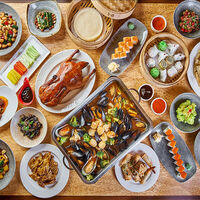 Логотип Soluxe Club