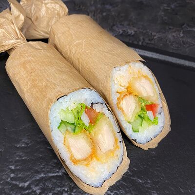 Суширито с курицей в Akuma Rolls по цене 525 ₽