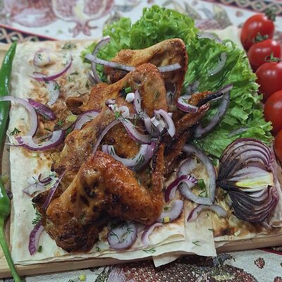 Шашлык из куриных крылышек в Огонь и дым по цене 350 ₽