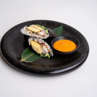 Темаки с угрем в Under the sea по цене 820 ₽