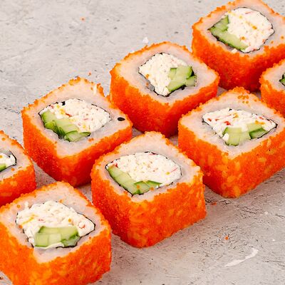 Калифорния с краб-кремом в Японцы по цене 580 ₽