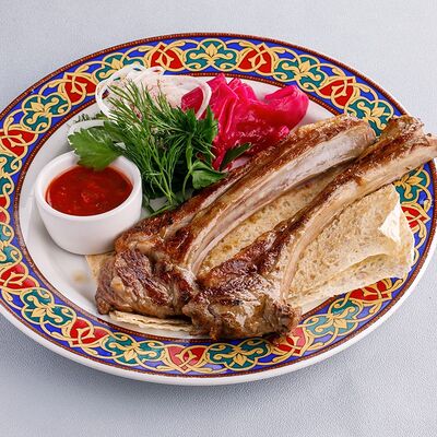 Шашлык из корейки ягненка в Чайхана Пахвала по цене 2190 ₽