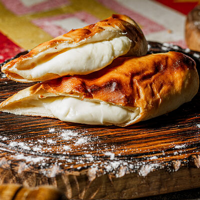 Хачапури на шампуре в Хачапури по цене 490 ₽