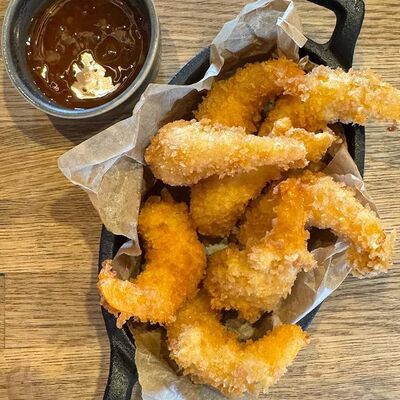Хрустящие креветки панко в Семейное кафе Дача по цене 675 ₽