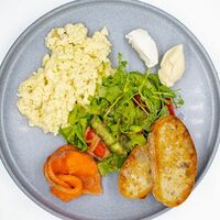 Скандинавский завтрак в Кафе Тепло