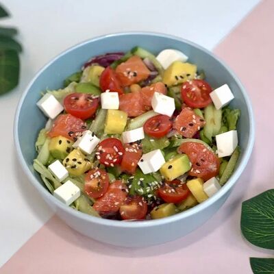 Боул с лососем в Pokemania по цене 1069 ₽