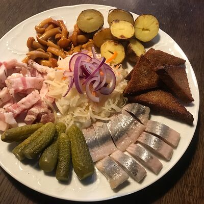 Русская закуска в Хинкальная Легенда по цене 960 ₽