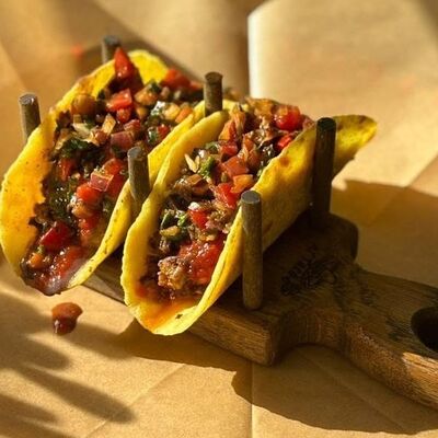 Тако Пико де Гальо с говядиной в Мексиканская кухня Altaco по цене 580 ₽