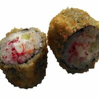 Жареный ролл Тянуши рору в Sushi Maki